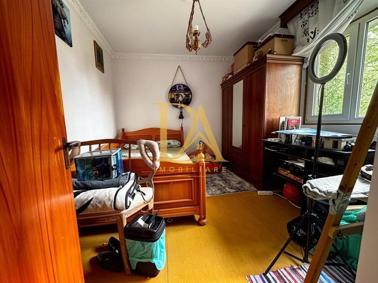 Apartament cu 3 camere decomandat în Titulescu