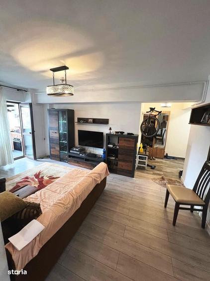 Apartament cu 2 camere decomandat în Galata