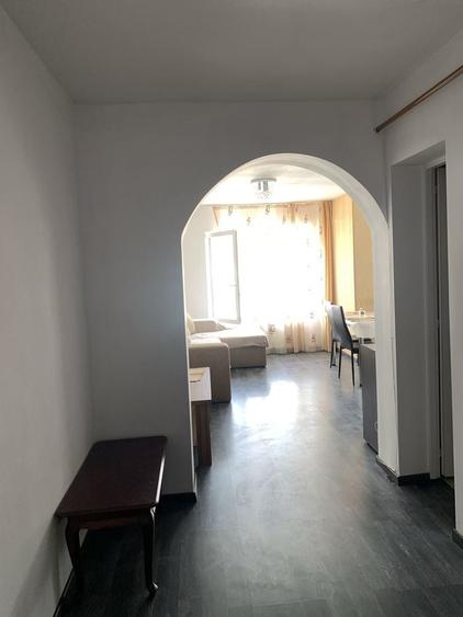 Apartament cu 2 camere în Florești