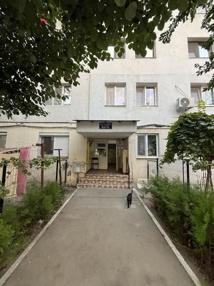 Garsonieră decomandată în Hipodrom