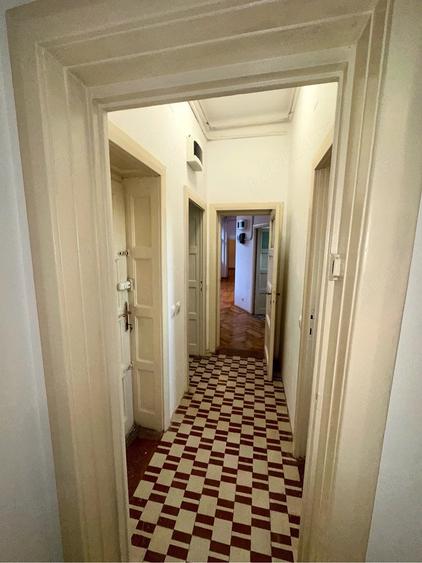 Apartament cu 4 camere decomandat în Grădina Icoanei