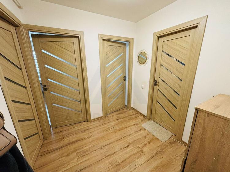 Apartament cu 3 camere decomandat, mobilat în Arhitecților - Calea Cisnădiei