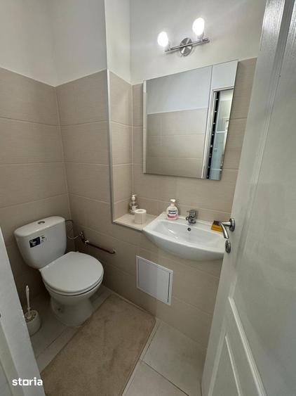 Apartament cu 3 camere în Traian