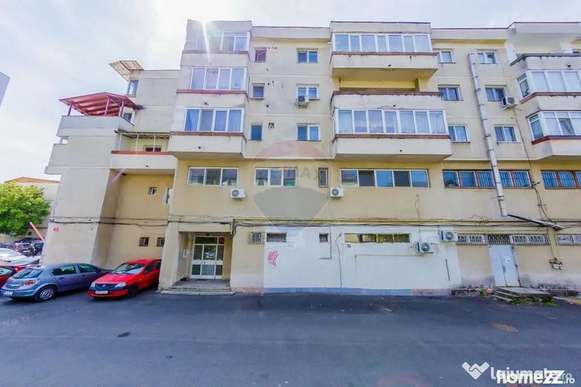 Spațiu comercial, de 156 mp, în Central