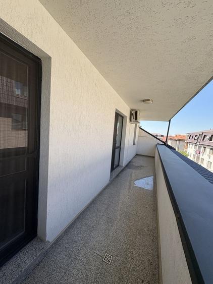 Apartament cu 3 camere decomandat în Fundeni