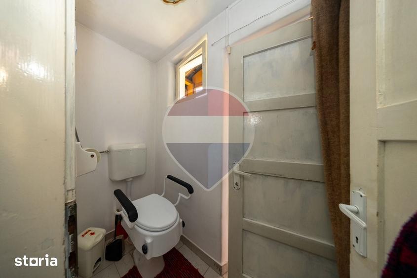 Casa saseasca autentica in Sacele teren 1.900 mp ?i livada - 13