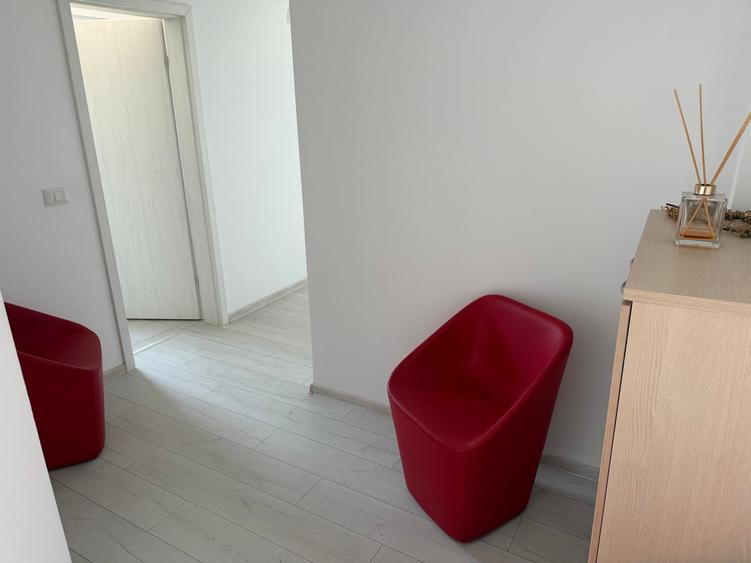 Apartament cu 2 camere semidecomandat în Berceni