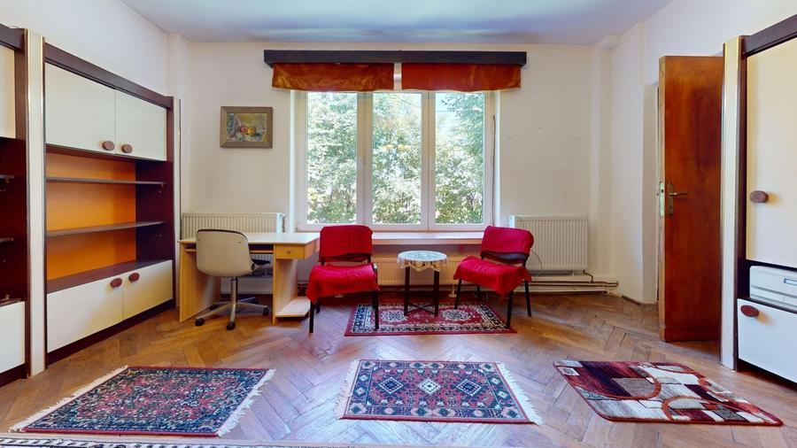 Apartament cu 3 camere circular în Central