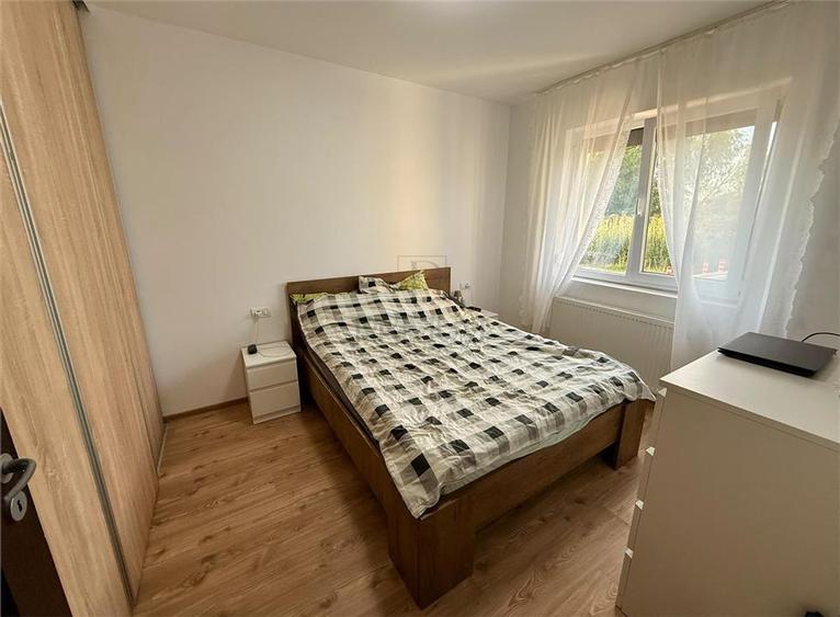 Apartament cu 2 camere semidecomandat, mobilat în Giroc