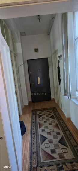 Apartament cu 3 camere în Traian