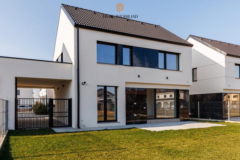 Duplex cu 4 camere cu Canalizare în Dumbrăvița