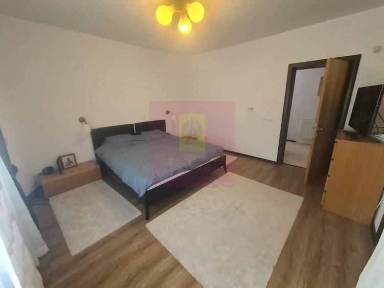 Casă cu 6 camere cu Teren 552 Mp în Cioplea