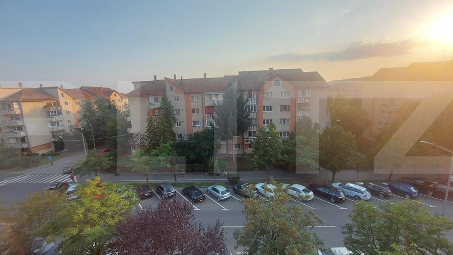 Apartament cu 2 camere decomandat, mobilat în Central