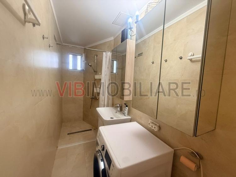 Apartament cu 3 camere semidecomandat în Floreasca