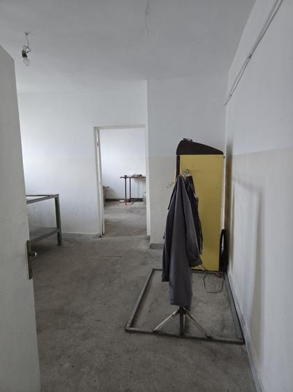 Casă cu 4 camere în Buhoci