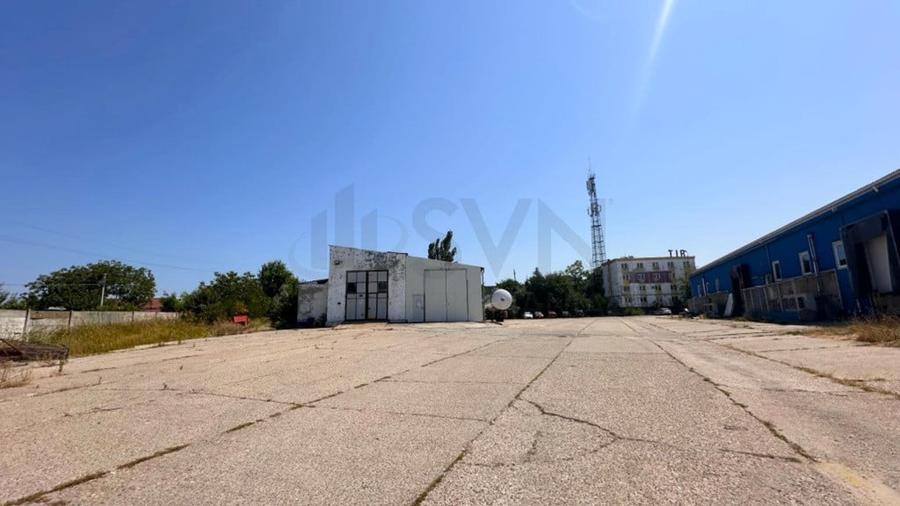 Spațiu comercial, de 1,741 mp, în Central