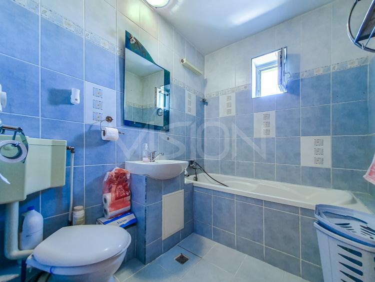 Apartament cu 3 camere decomandat în Mărăști