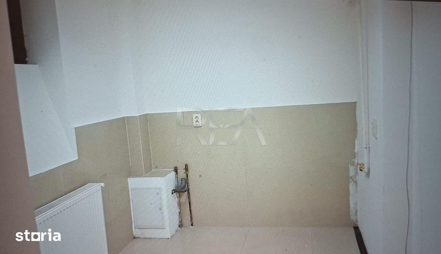 Apartament cu 4 camere decomandat în Cotroceni