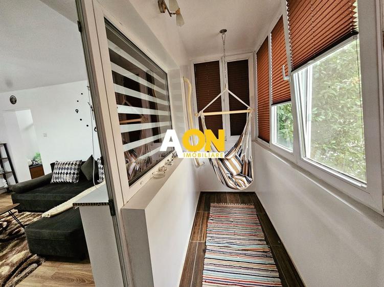 Apartament cu 2 camere semidecomandat, mobilat în Bărăbanț
