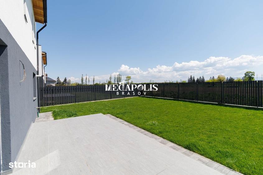 Casă cu 4 camere cu Teren 525 Mp în Sânpetru