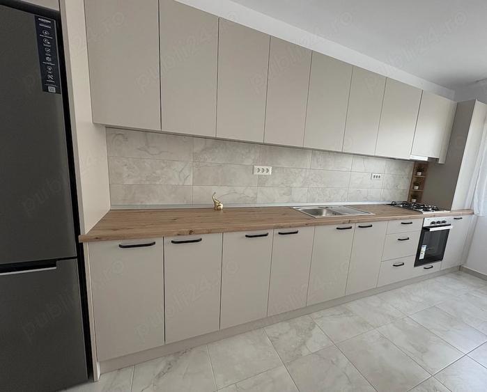 Apartament cu 2 camere decomandat în Ipotești