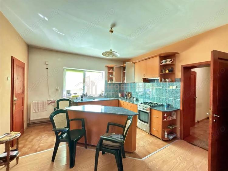 Casă cu 4 camere cu Teren 500 Mp în Ferneziu