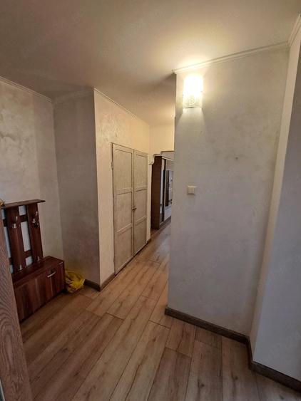 Apartament cu 3 camere decomandat în Popa Șapcă