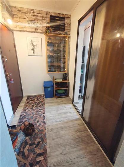Apartament cu 2 camere semidecomandat în Tătărași
