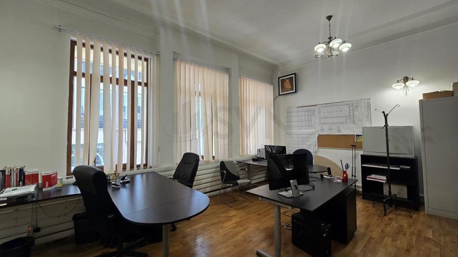 Spațiu comercial, de 200 mp, în Cișmigiu