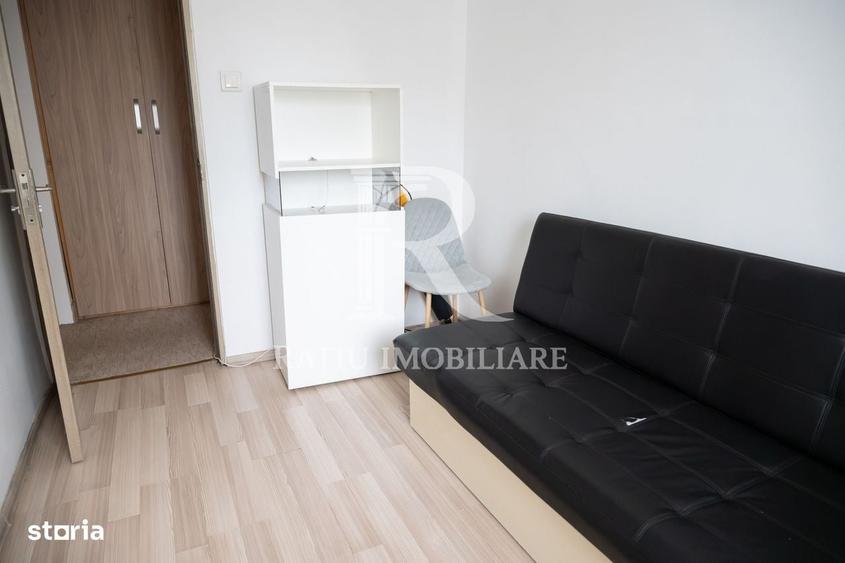 Apartament cu 3 camere în Decebal