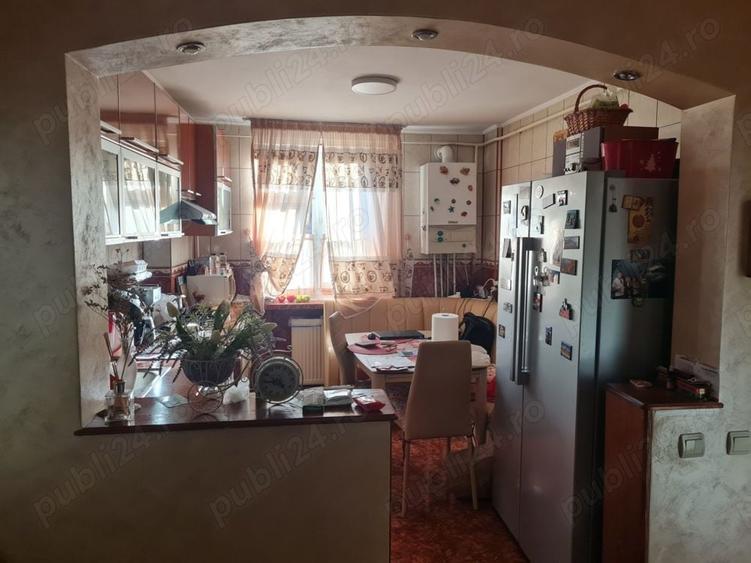 Apartament 3 camere B-dul Traian - 3