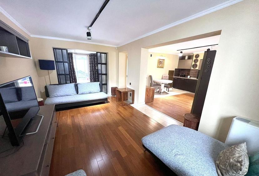 Apartament cu 3 camere decomandat în Iancului