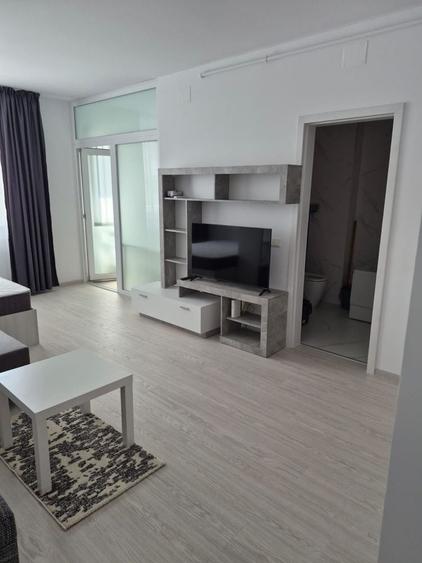 Garsonieră în Uverturii