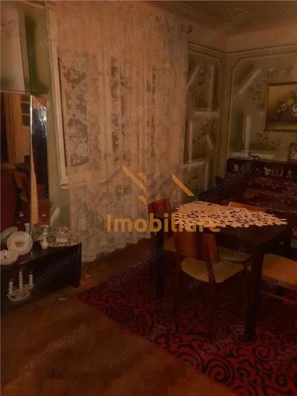 Casă cu 4 camere cu Teren 5526 Mp în Cheșa