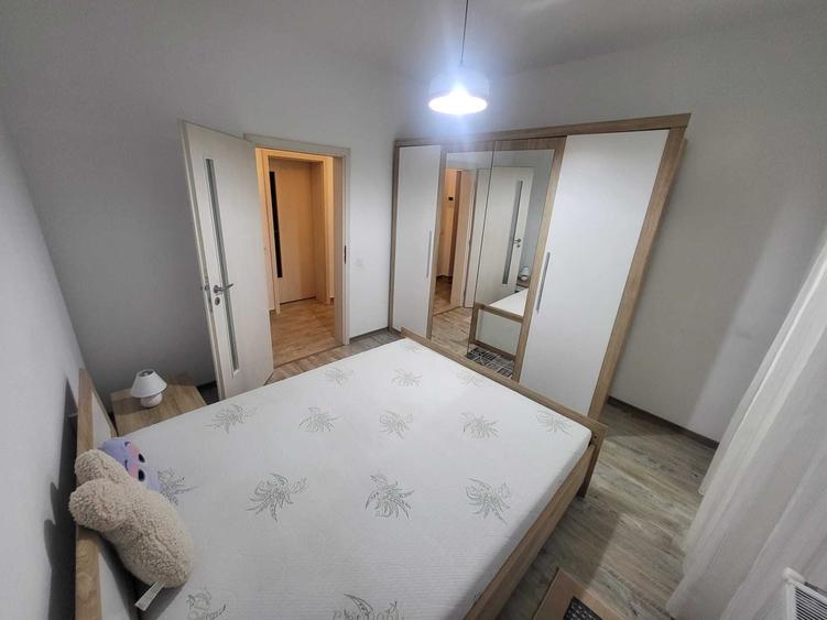 Apartament cu 2 camere decomandat în Rediu