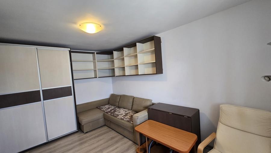 Apartament cu 2 camere semidecomandat, mobilat în P-ța Reșița