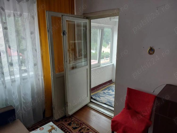 Garsonieră decomandată în Central