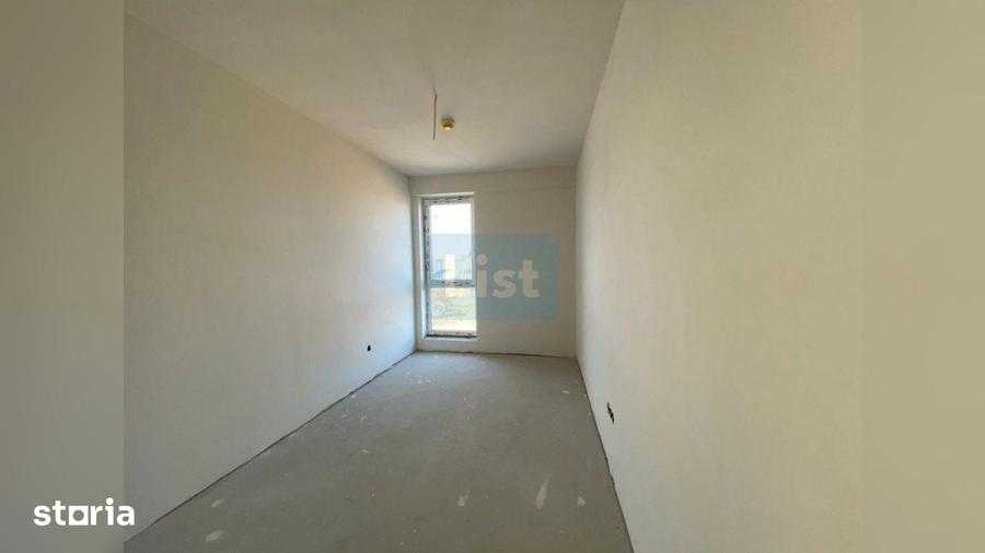 Apartament cu 3 camere semidecomandat în Someșeni