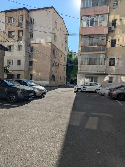 Spațiu comercial, de 225 mp, în Central