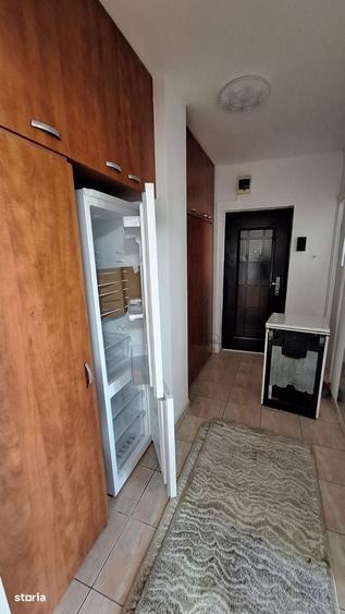 Garsonieră decomandată în Alexandru cel Bun