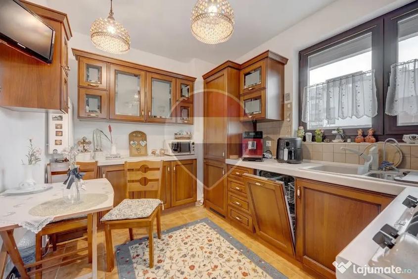 Casă cu 3 camere cu Teren 211 Mp în Blejoi