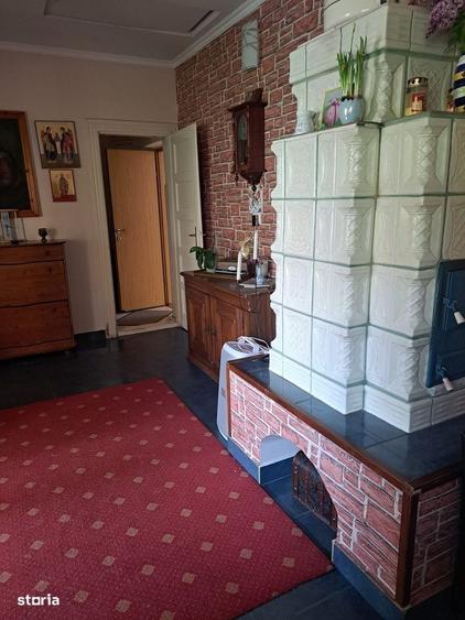 Casă cu 4 camere cu Teren 475 Mp în Cantemir