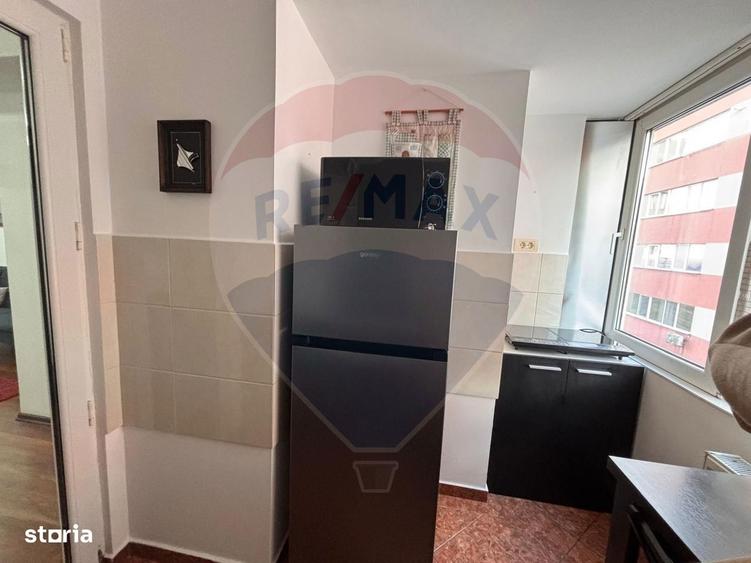 Apartament cu 2 camere, mobilat în Tomis Nord