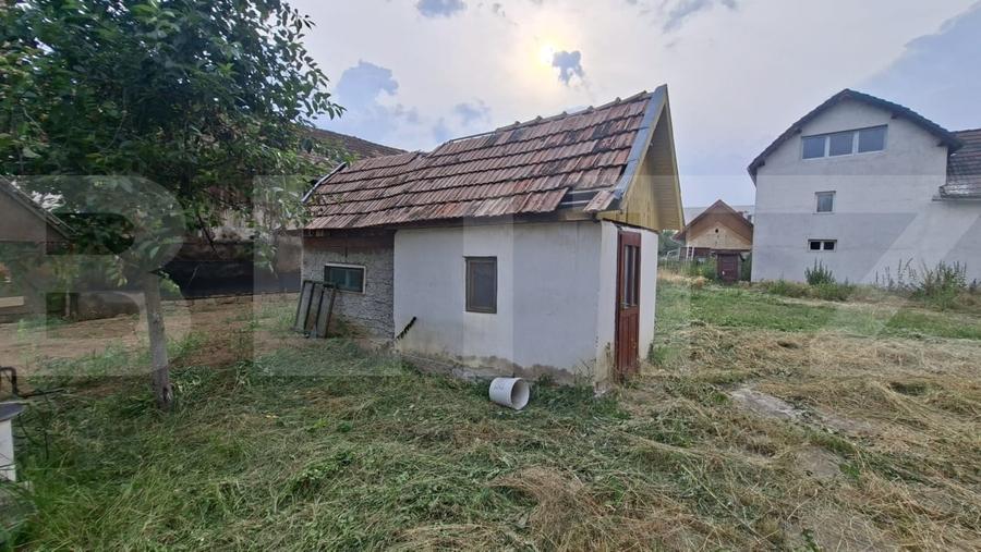 Casă cu 2 camere cu Canalizare în Central