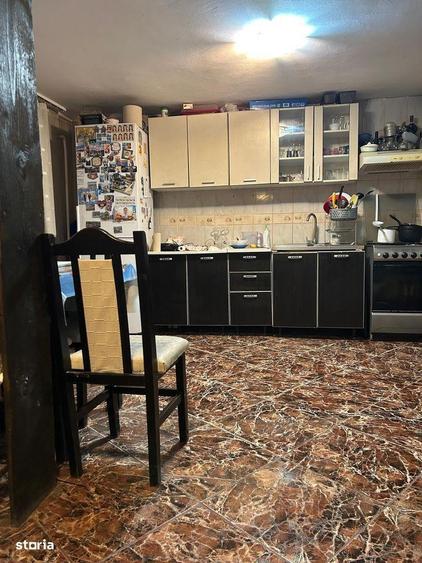Casa - zona Pd de Piatra - Cantemir - 10