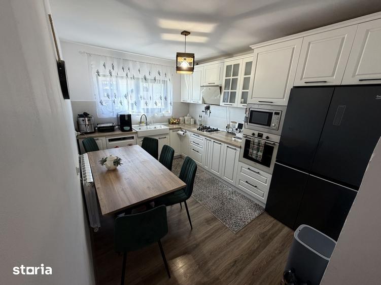 Casă cu 5 camere cu Teren 501 Mp în Miroslava