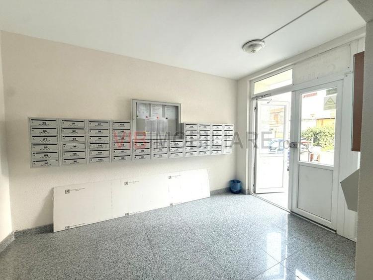 Apartament cu 3 camere decomandat în Dorobanți