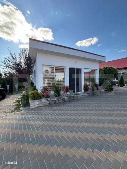 Casă cu 4 camere decomandat în Central