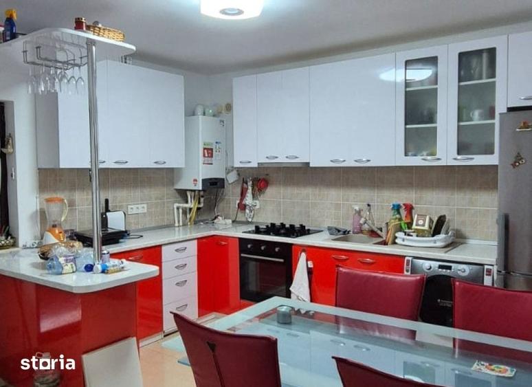 Casă cu 3 camere cu Teren 450 Mp în Bârnova