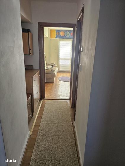 Apartament cu 3 camere în Micro 11